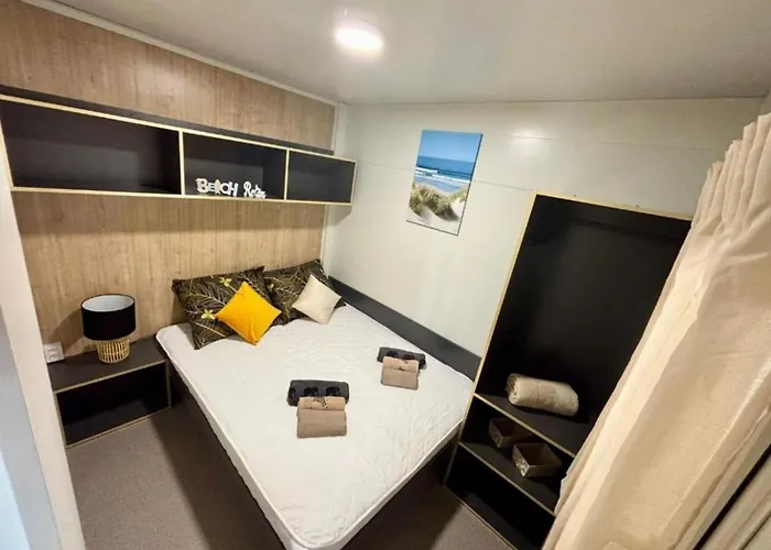 Tj Escape - Mobile With Hot Tub And Terrace * Pakostane