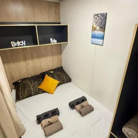 Hébergement de vacances Tj Escape - Mobile With Hot Tub And Terrace *