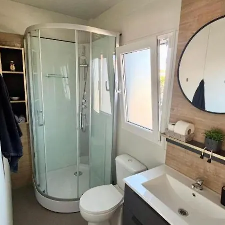 Tj Escape - Mobile With Hot Tub And Terrace *